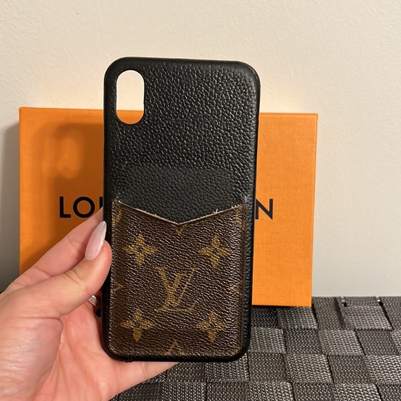 Authentic Louis Vuitton Bumper iphone Case - Picture 3 of 4
